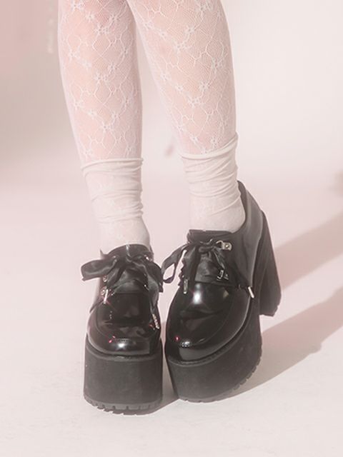 【BUBBLES】サテンヒールシューズ