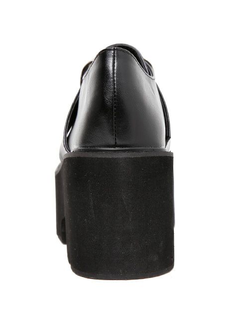 【BUBBLES】スクエアバックルシューズ