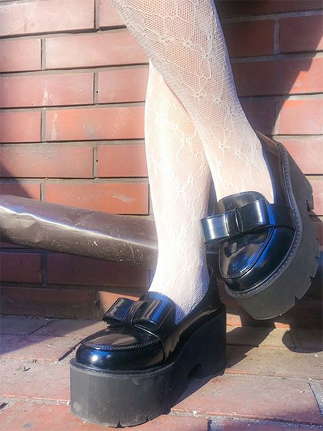 【BUBBLES】フロントリボンローファー