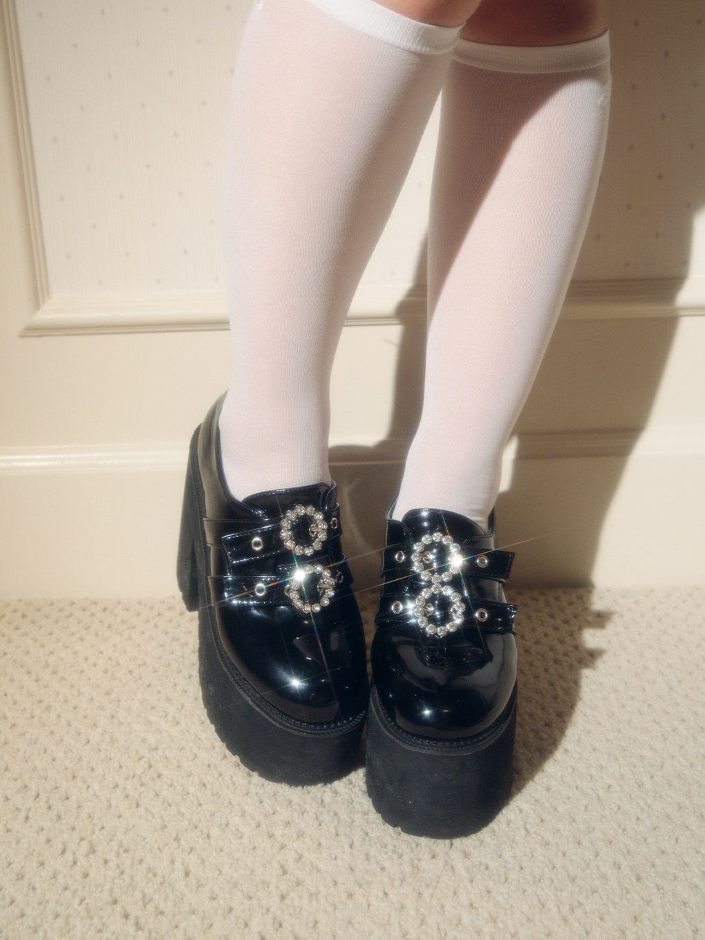 【BUBBLES】ダブルバックル厚底シューズ