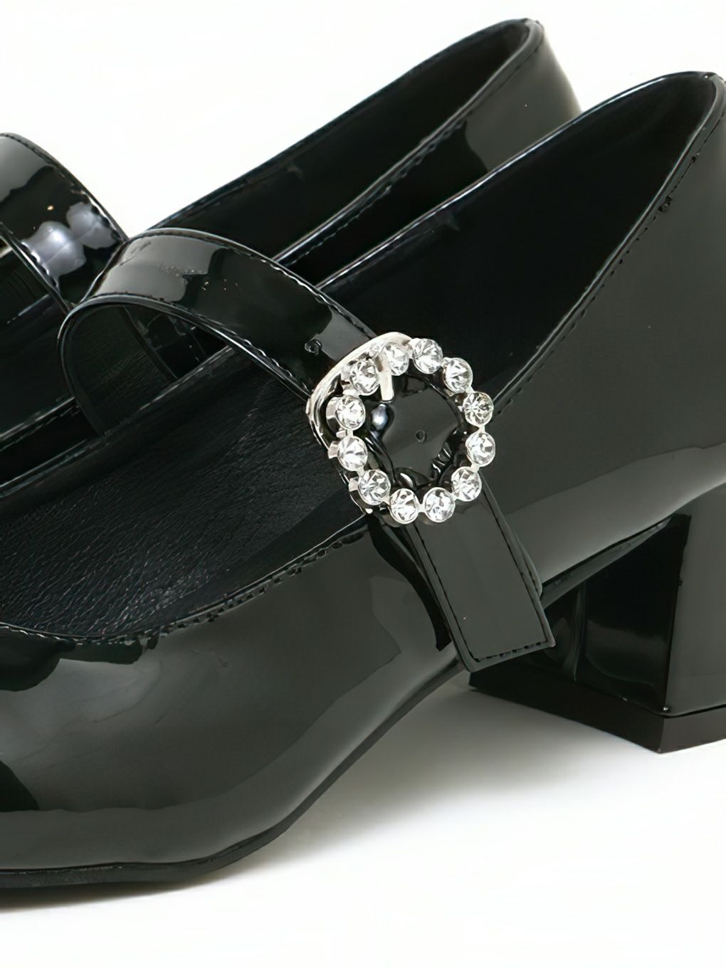 【BUBBLES】バックルヒールパンプス