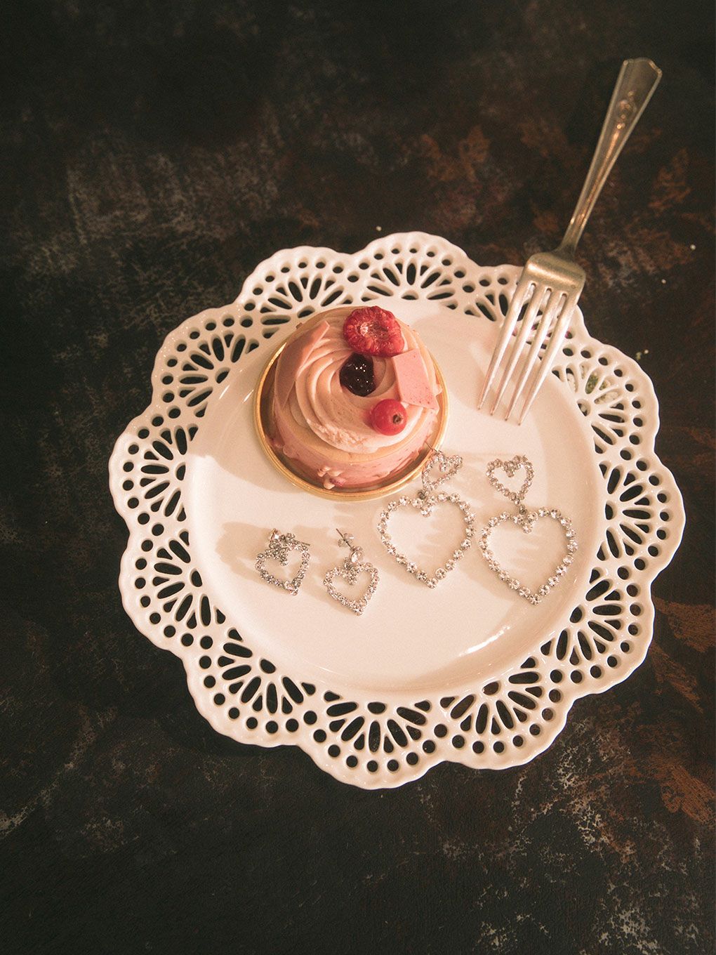 【BUBBLES】ダブルハートビジューピアス