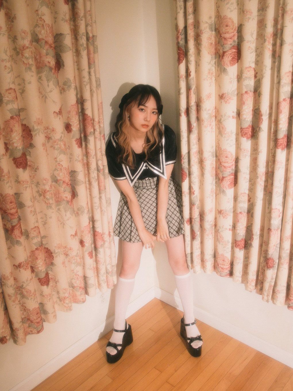 【BUBBLES】リボンストラップサンダル