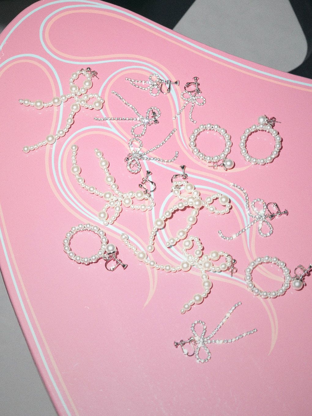 【BUBBLES】リボンパールイヤリング