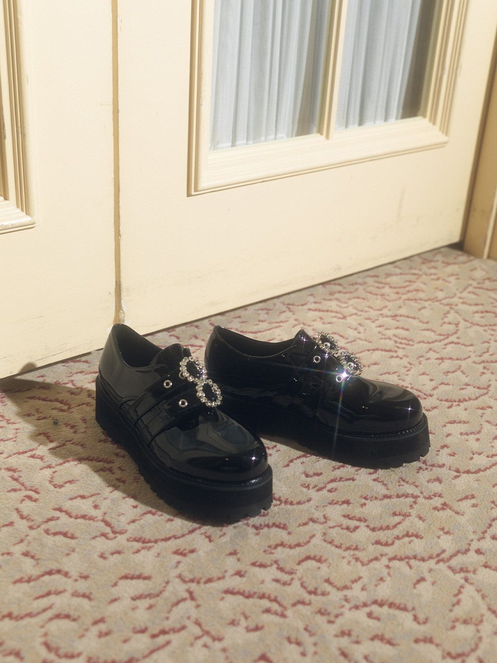 【BUBBLES】ダブルバックルシューズ