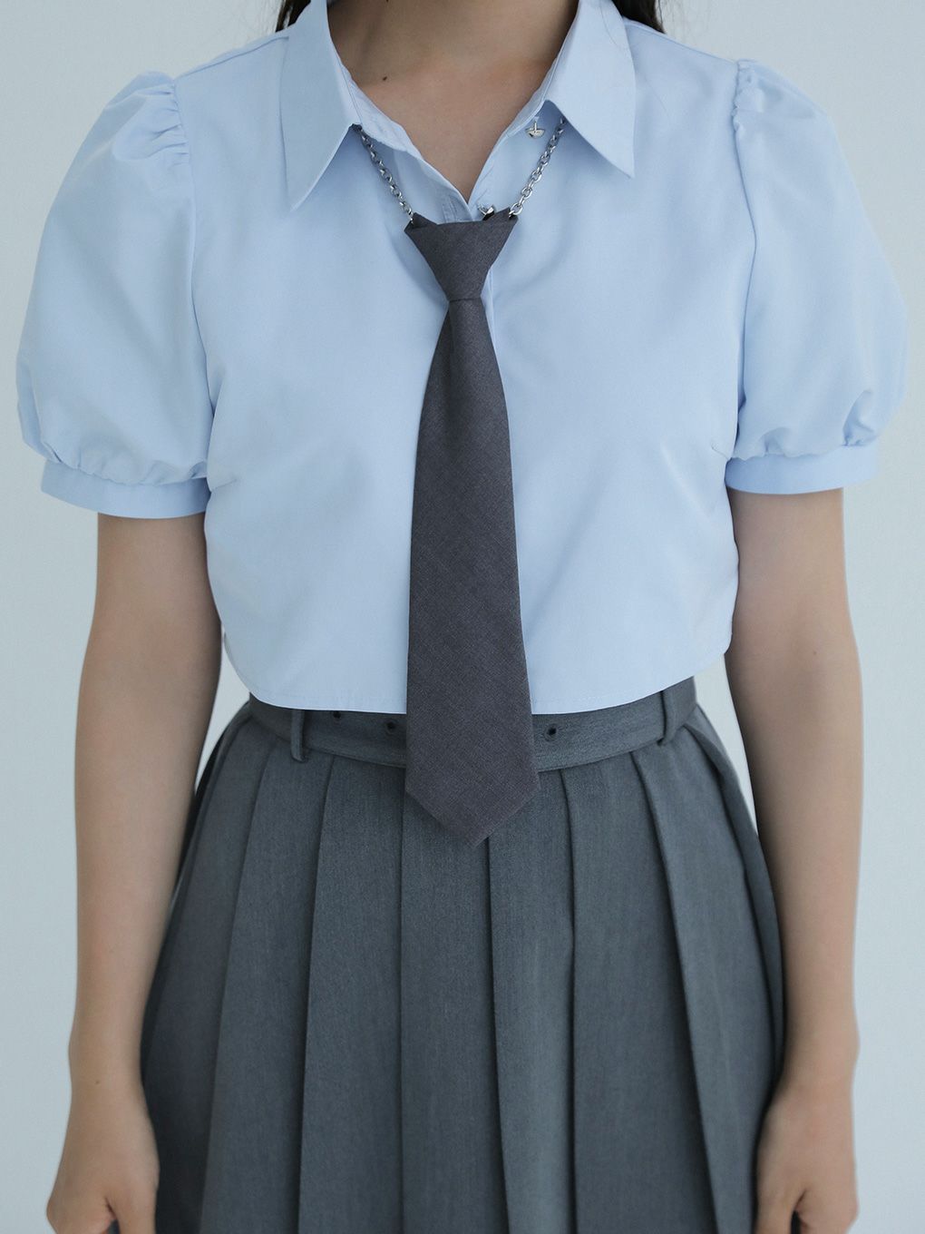 【BUBBLES】クロップドネクタイブラウス