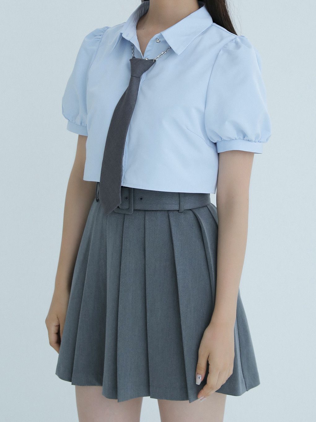 【BUBBLES】クロップドネクタイブラウス