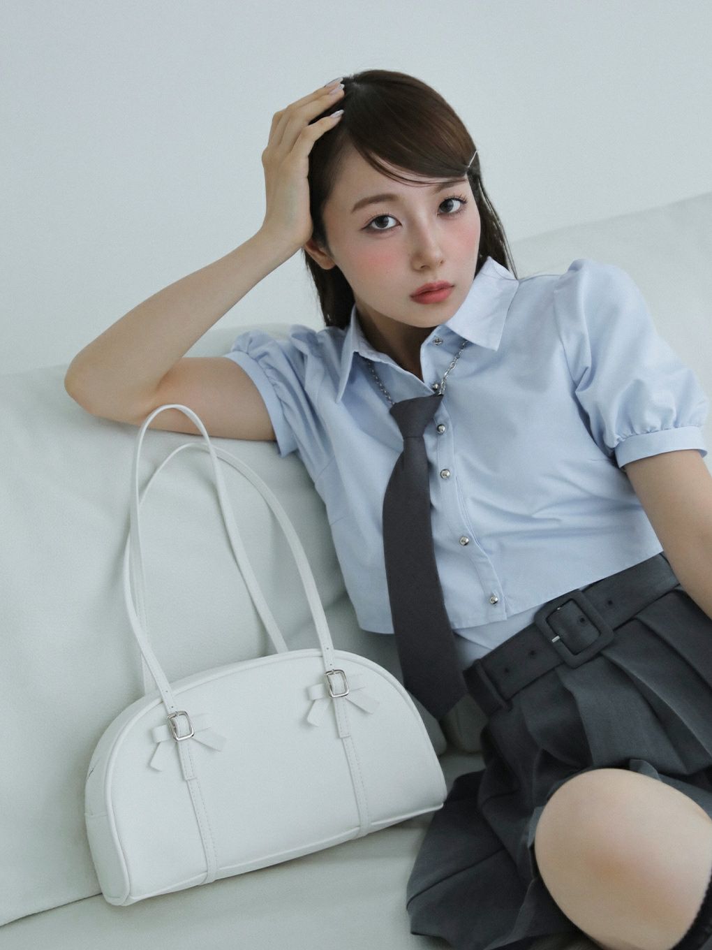 【BUBBLES】クロップドネクタイブラウス