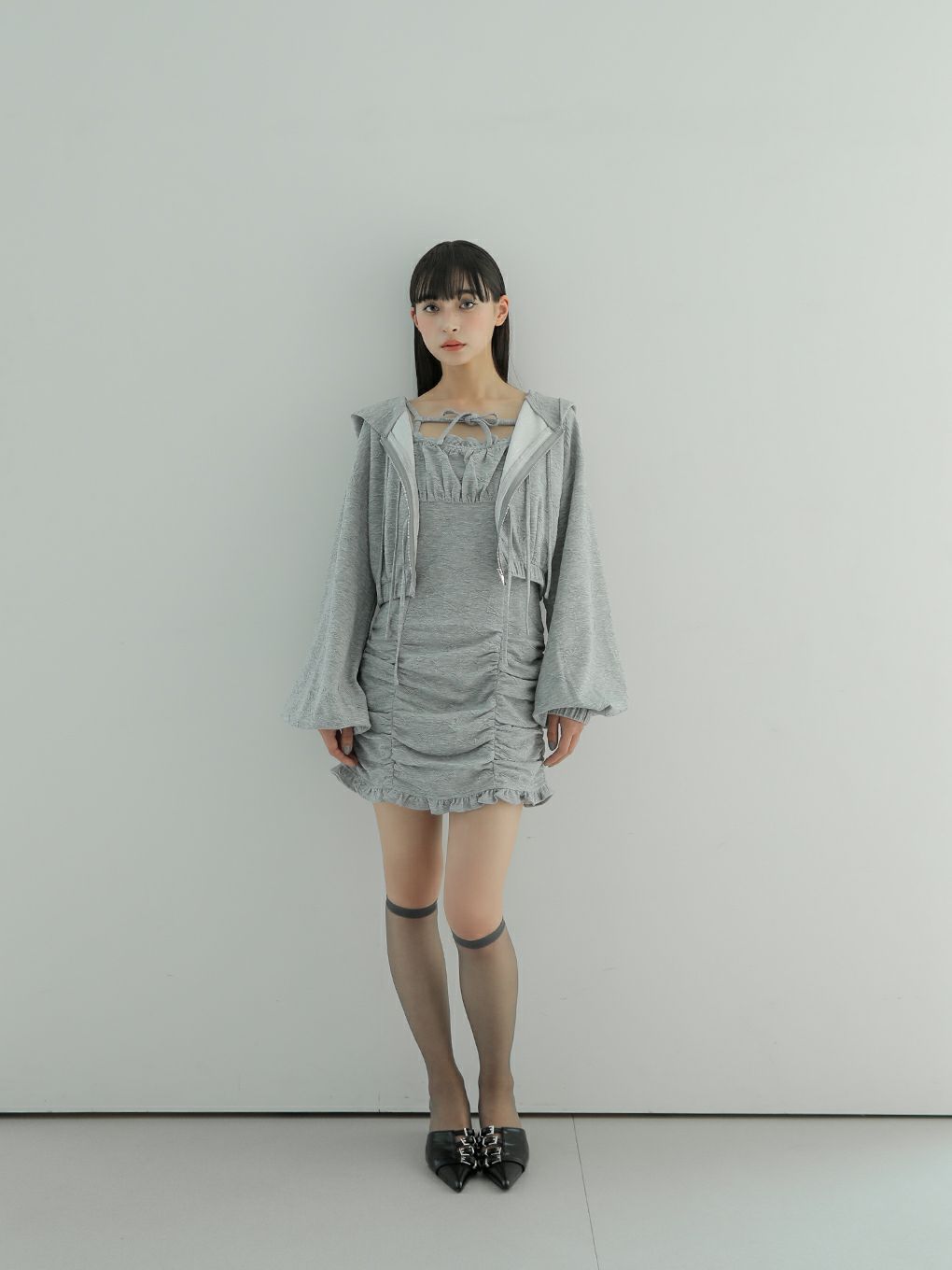 【BUBBLES】リボンギャザーミニワンピース