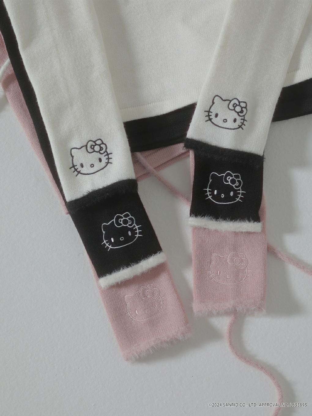 [HELLO KITTYコラボ] シャギーニット