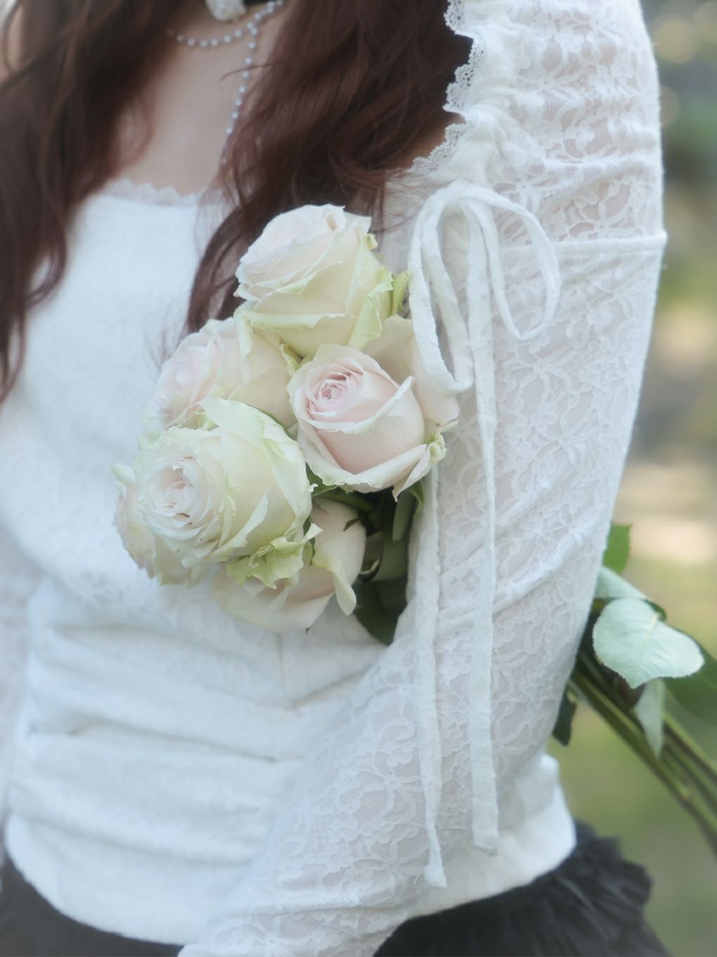 【BUBBLES】レースフーディートップス