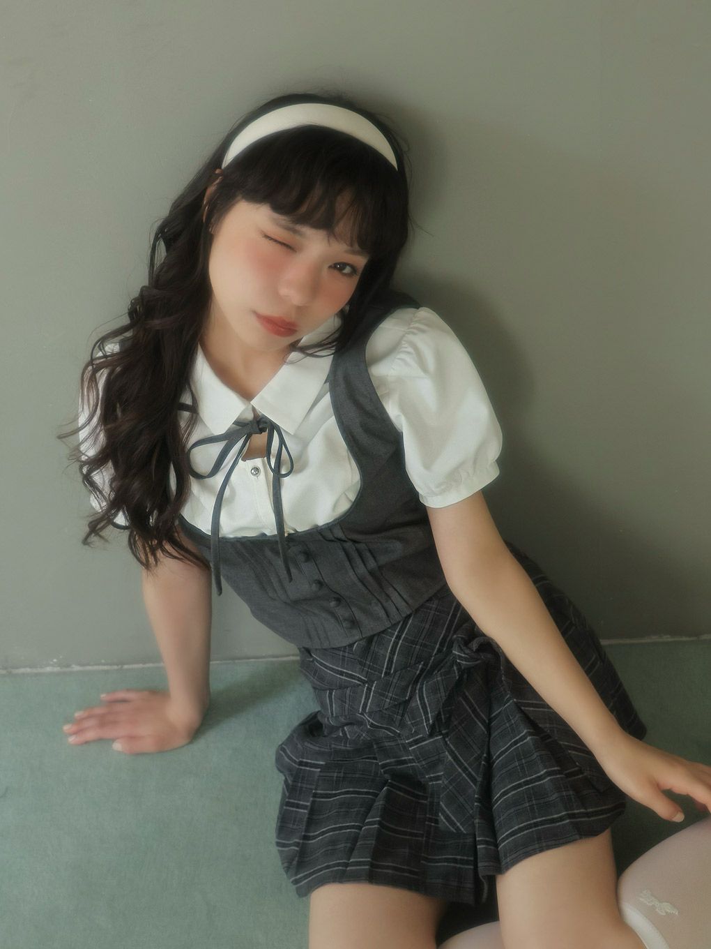 【BUBBLES】リボンベストレイヤードブラウス