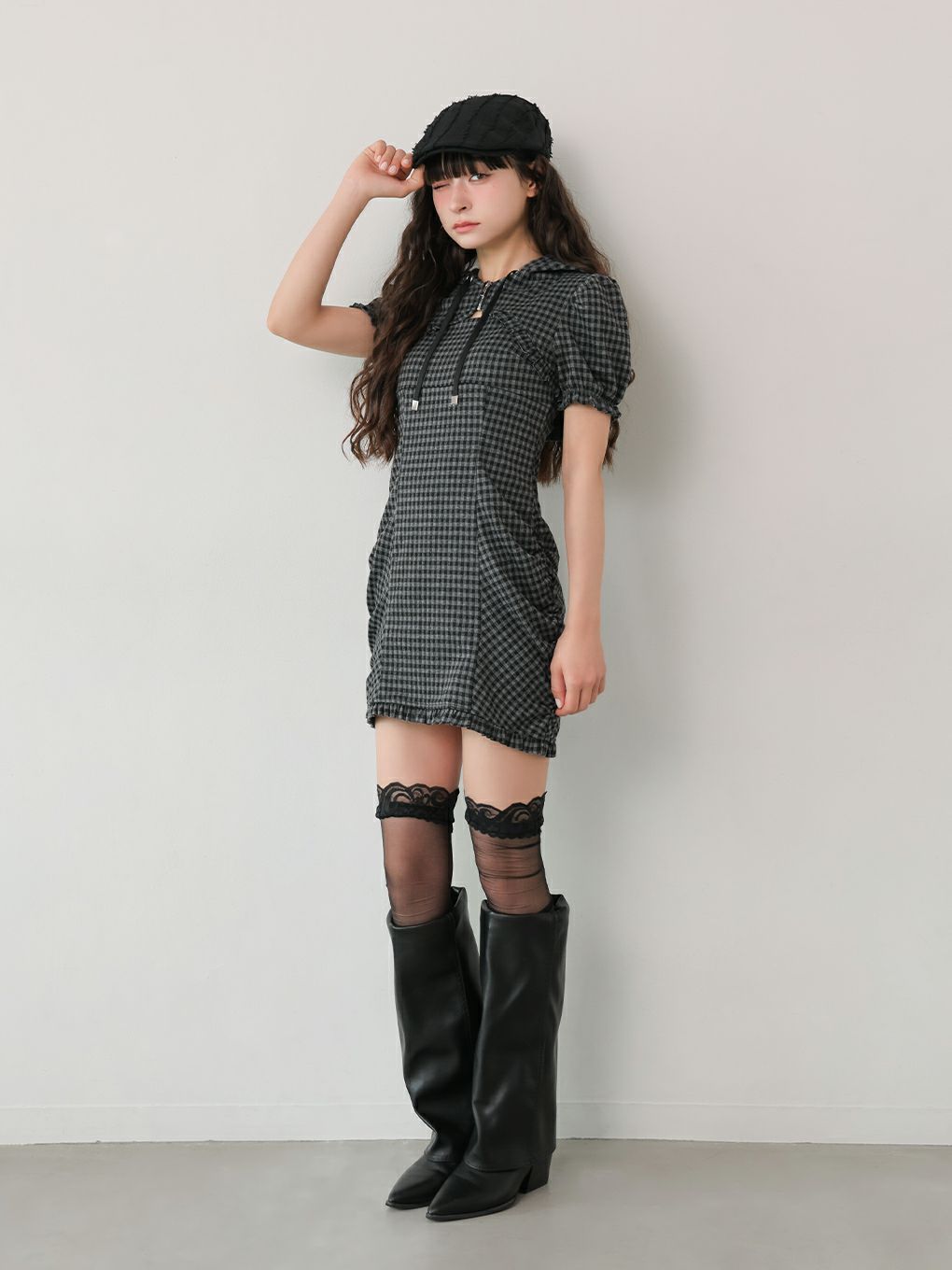 【BUBBLES】ギャザーパーカーワンピース