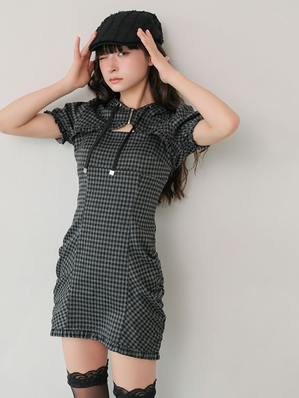 【BUBBLES】ギャザーパーカーワンピース