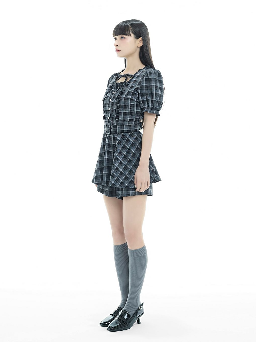 【BUBBLES】フリルペプラムセットアップ