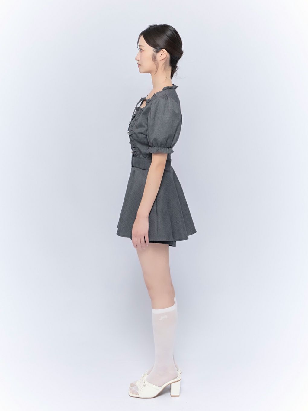 【BUBBLES】フリルペプラムセットアップ