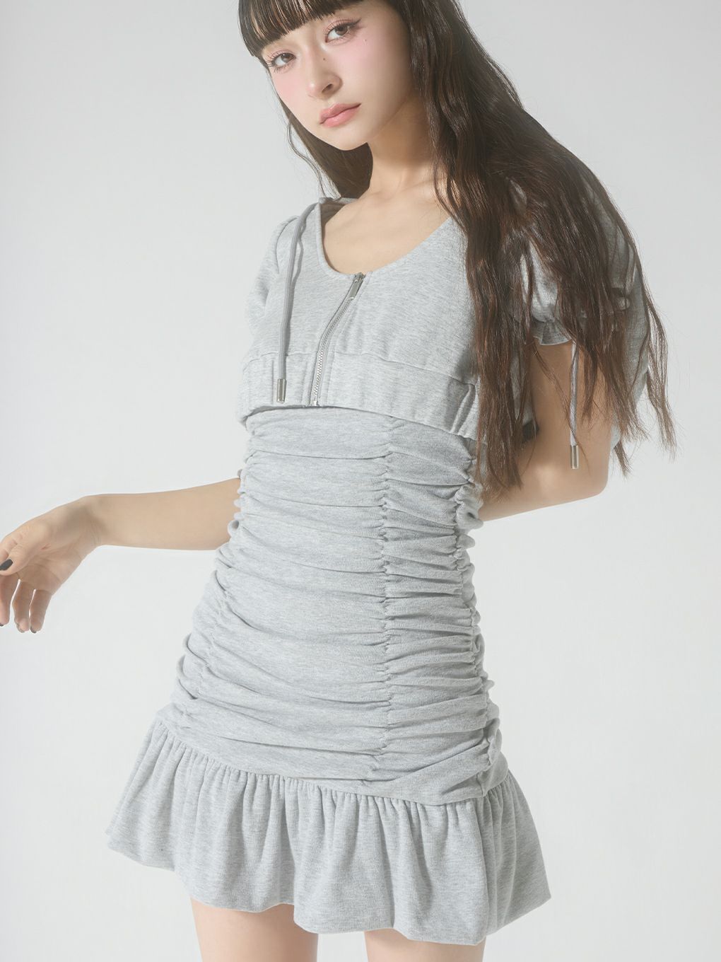 【BUBBLES】ミニパーカーギャザーワンピース