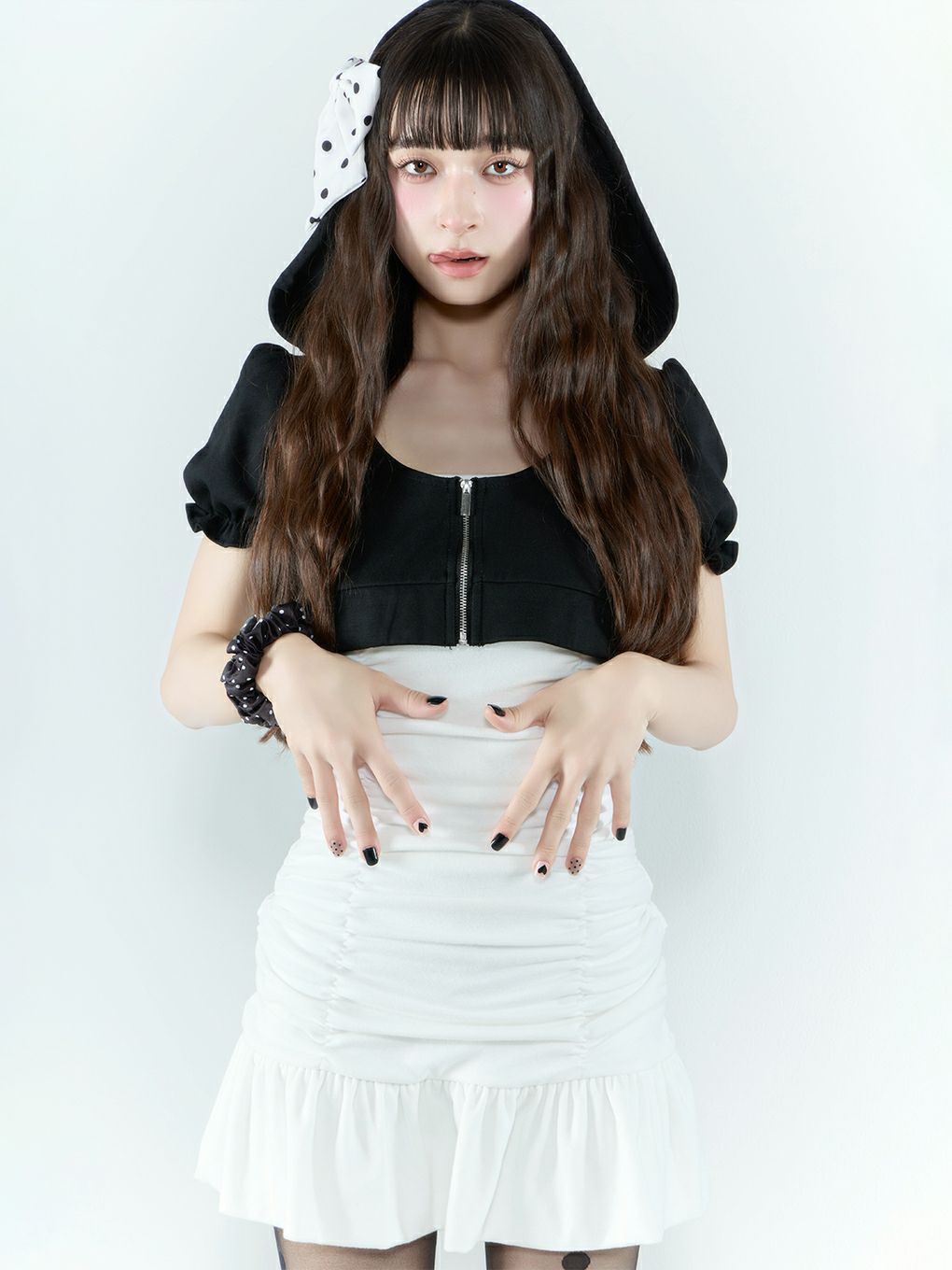 【BUBBLES】ミニパーカーギャザーワンピース