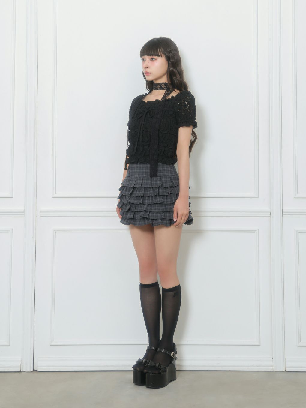 【BUBBLES】シャーリングリボントップス