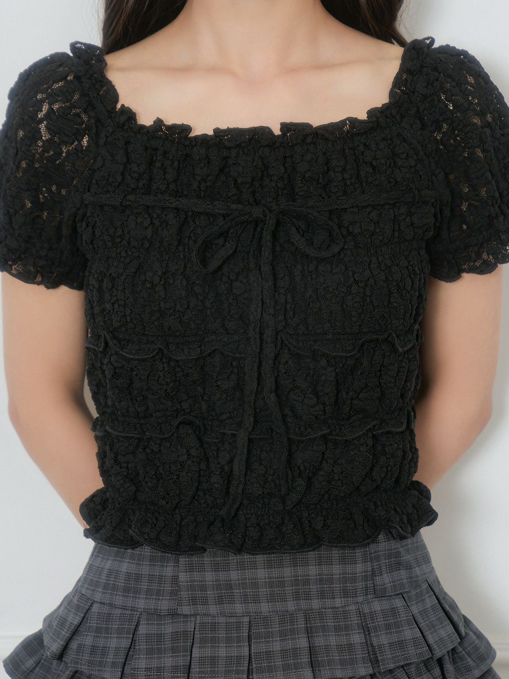 【BUBBLES】シャーリングリボントップス