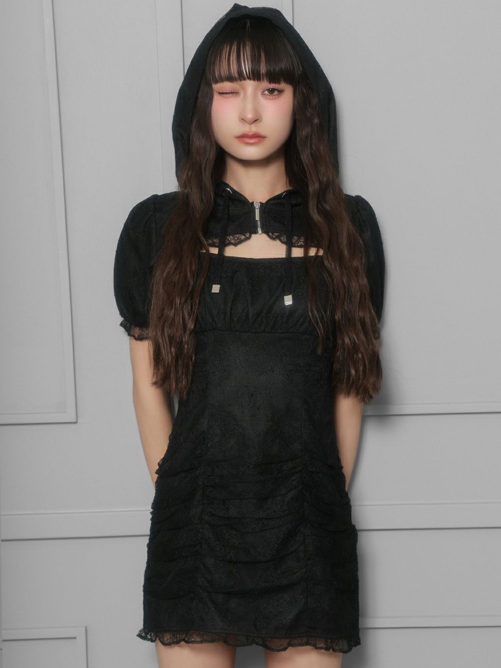 【BUBBLES】ギャザーパーカーワンピース