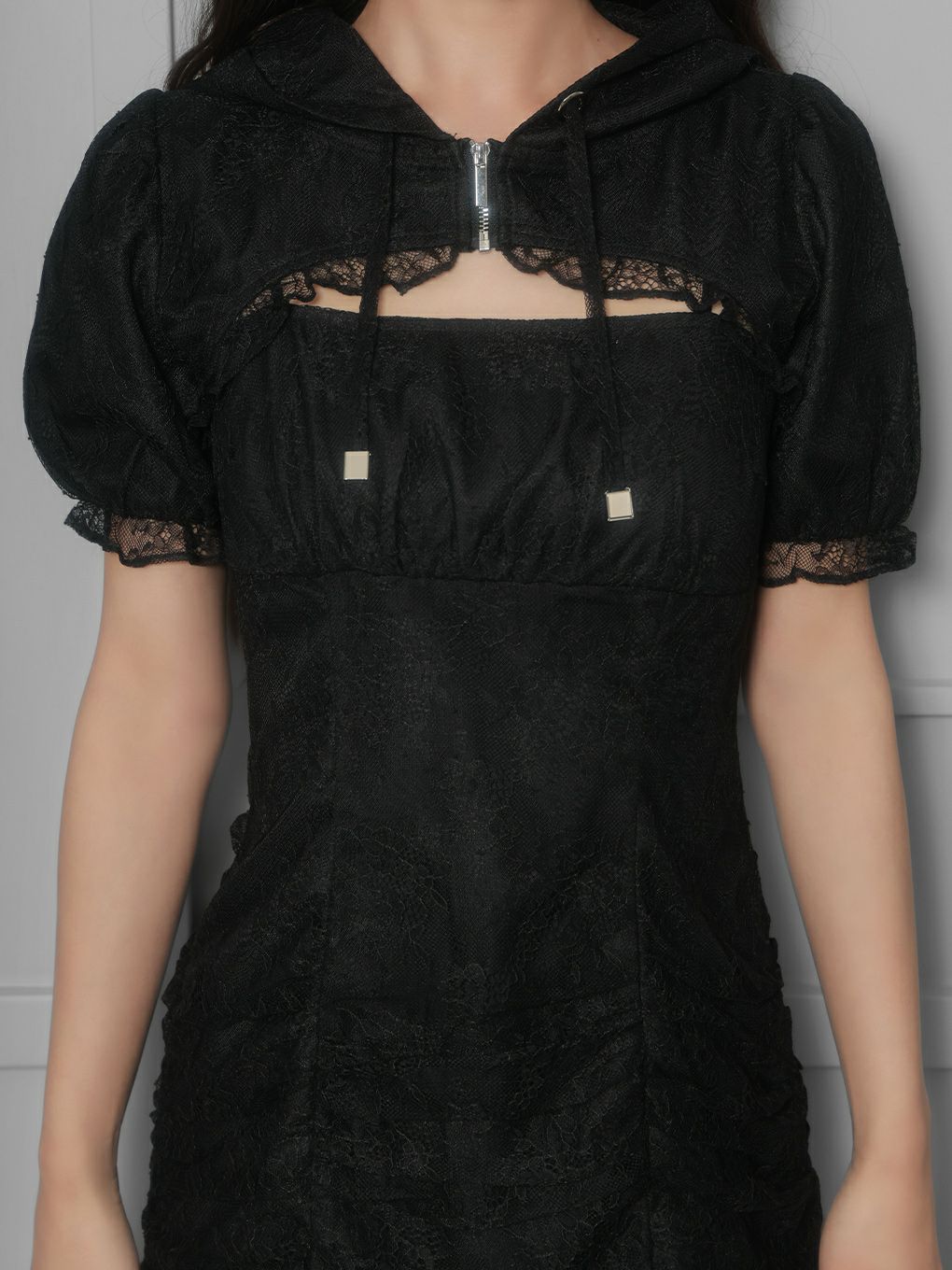 【BUBBLES】ギャザーパーカーワンピース