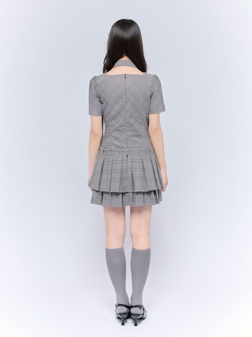 【BUBBLES】スクエアプリーツワンピース