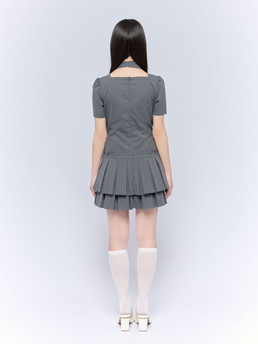 【BUBBLES】スクエアプリーツワンピース