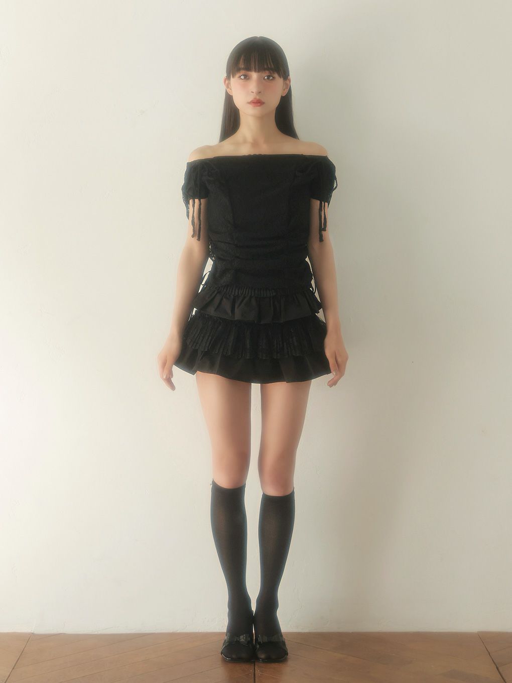 【BUBBLES】レースフーディートップス