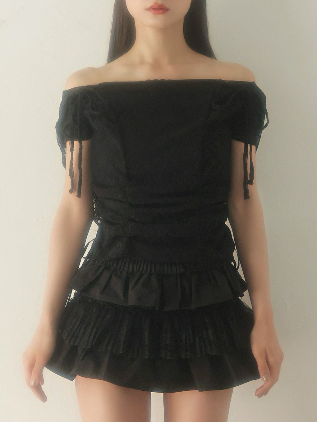 【BUBBLES】レースフーディートップス