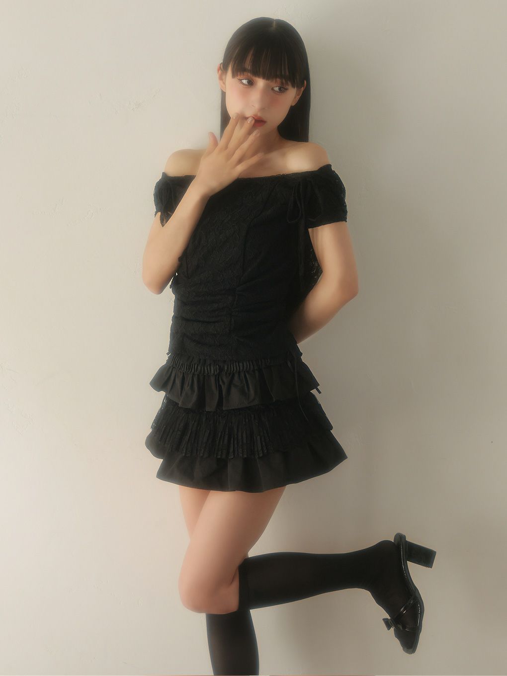 【BUBBLES】レースフーディートップス