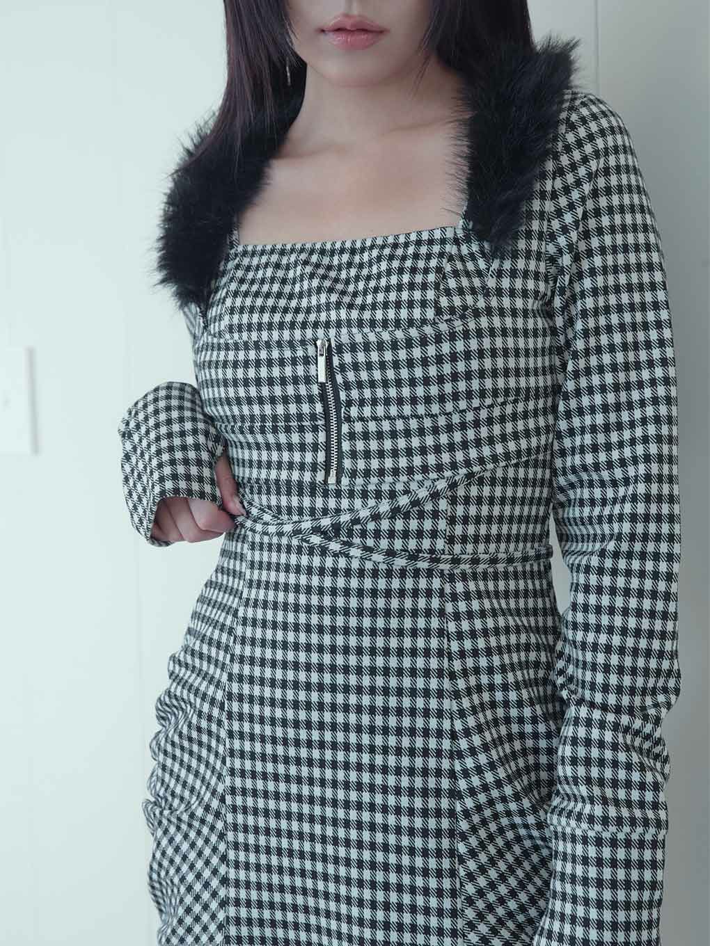 【BUBBLES】ファーカラークロスワンピース