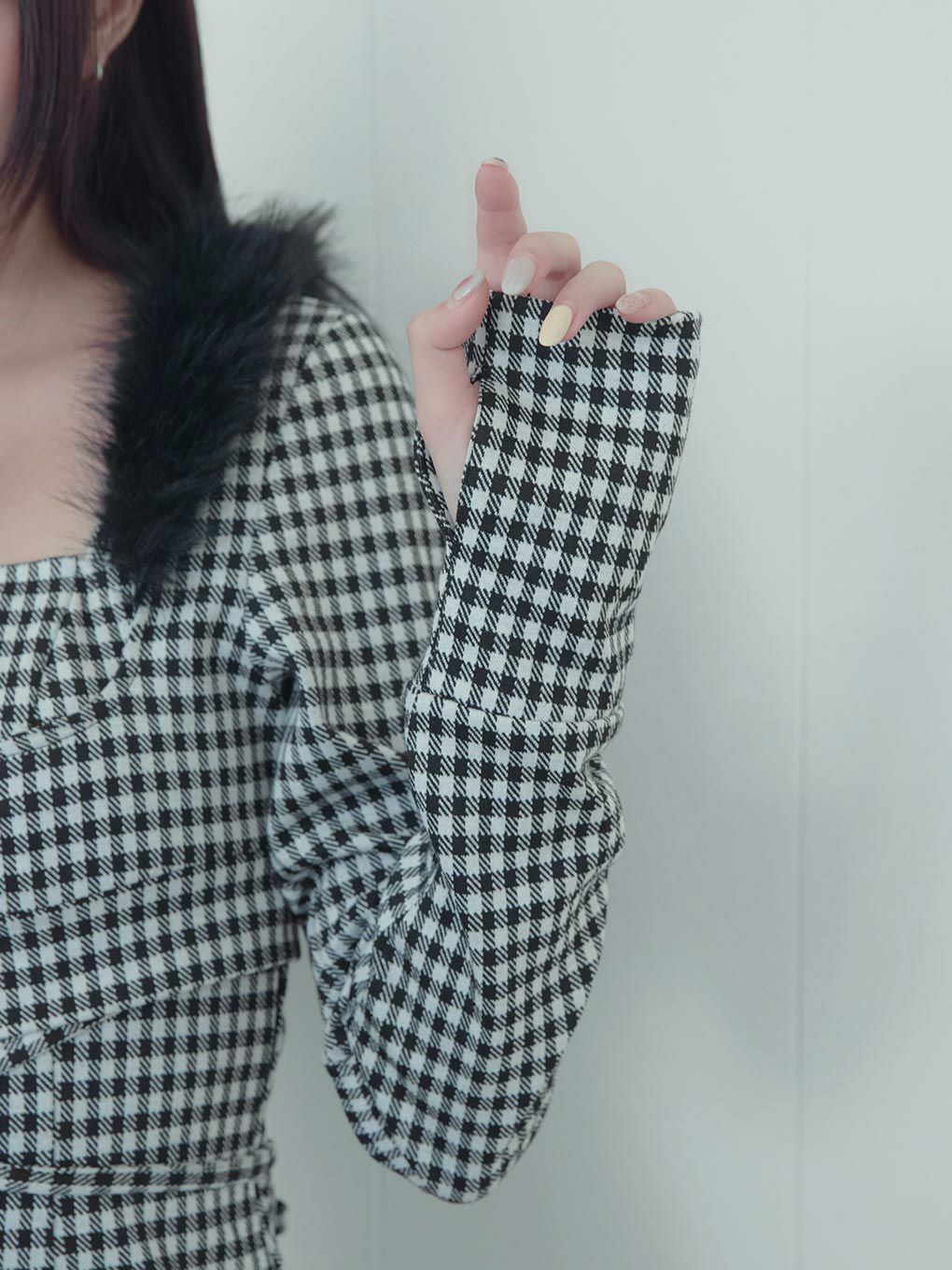 【BUBBLES】ファーカラークロスワンピース