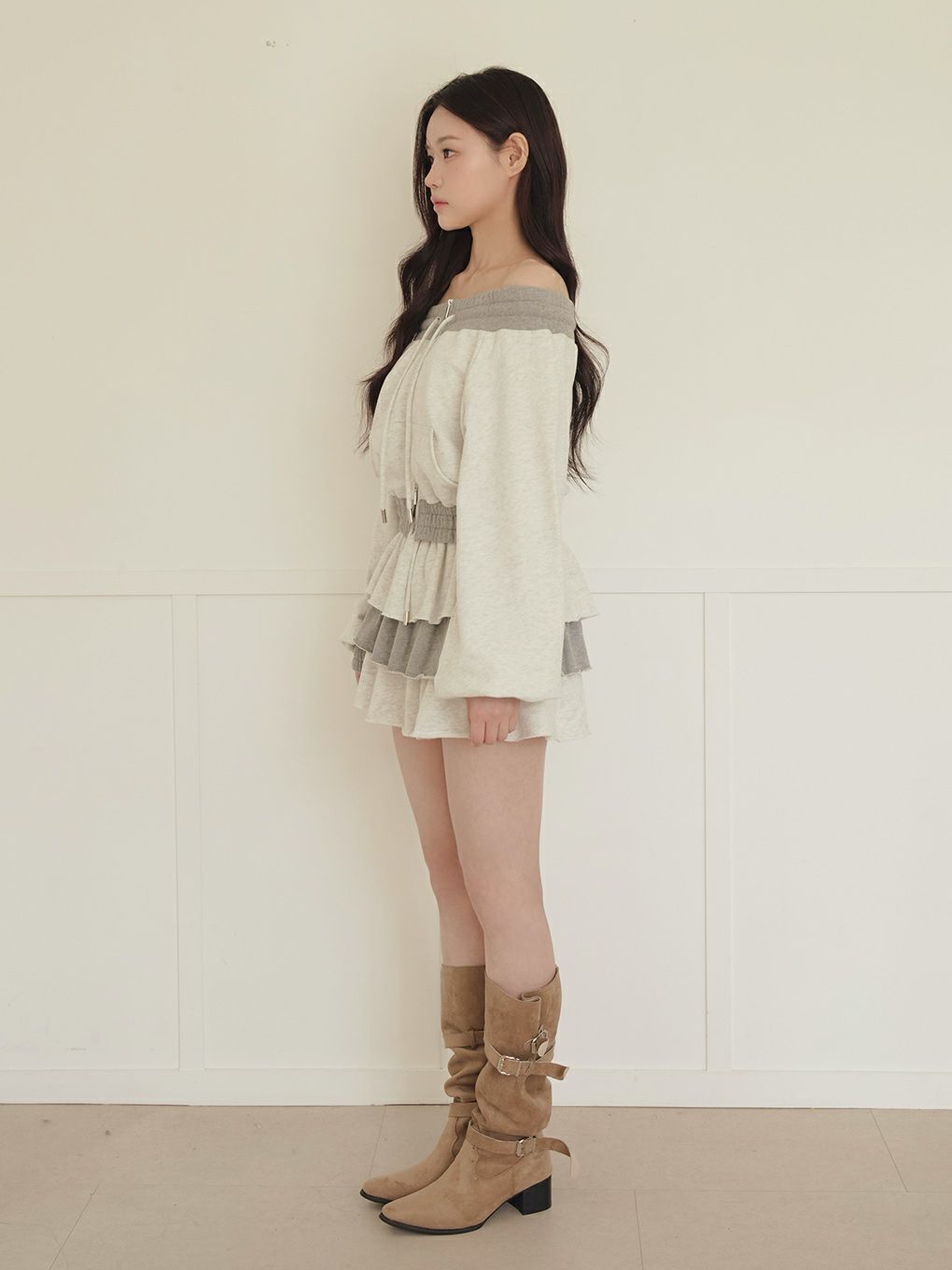 【BUBBLES】バイカラーフリルスウェットスカパン