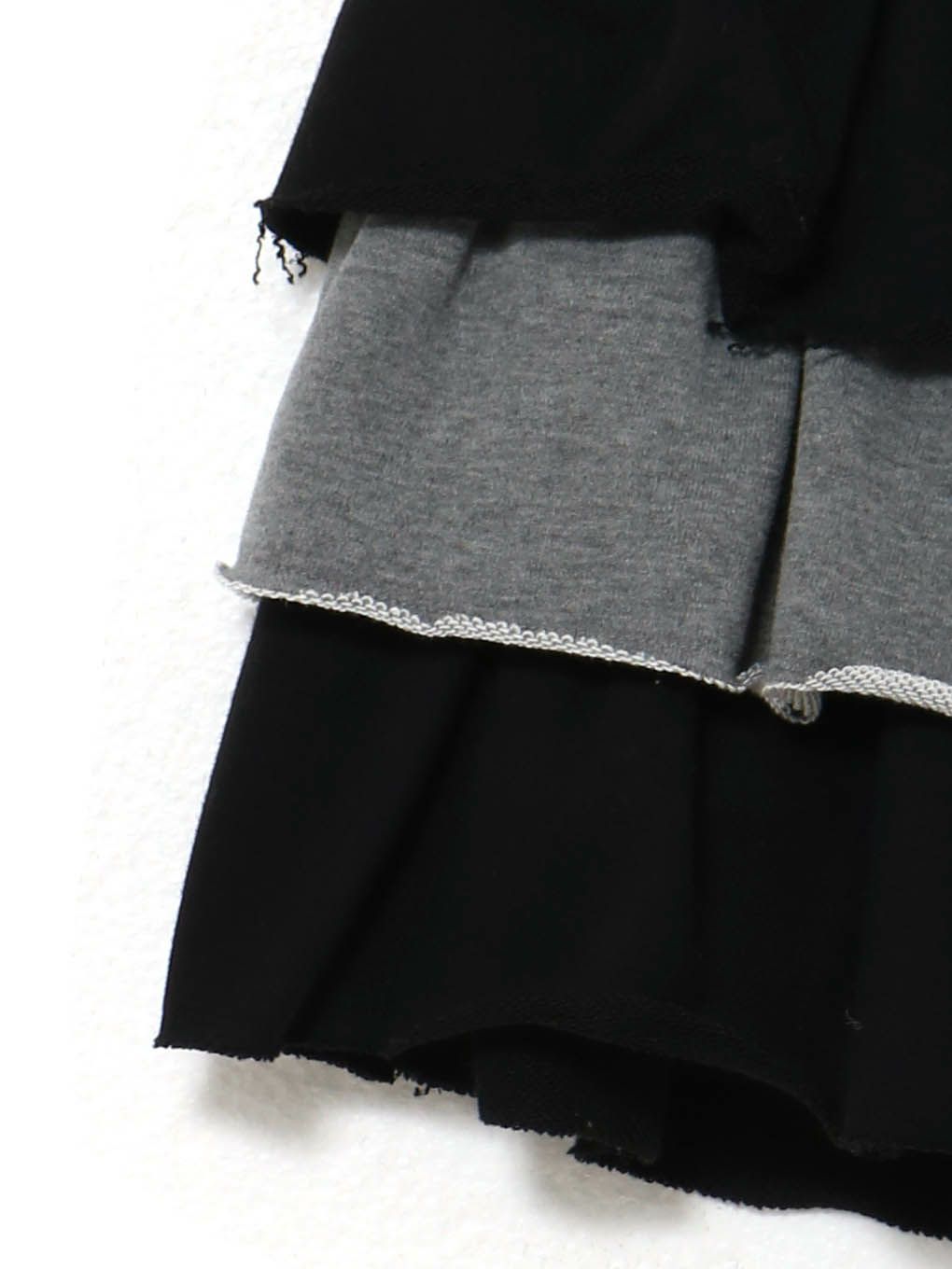 【BUBBLES】バイカラーフリルスウェットスカパン