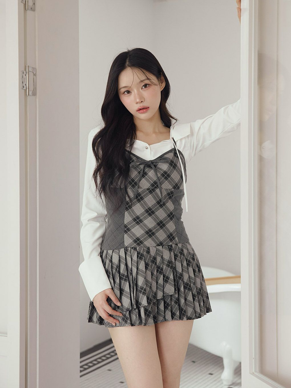 【BUBBLES】アシンメトリーリボンシャツ