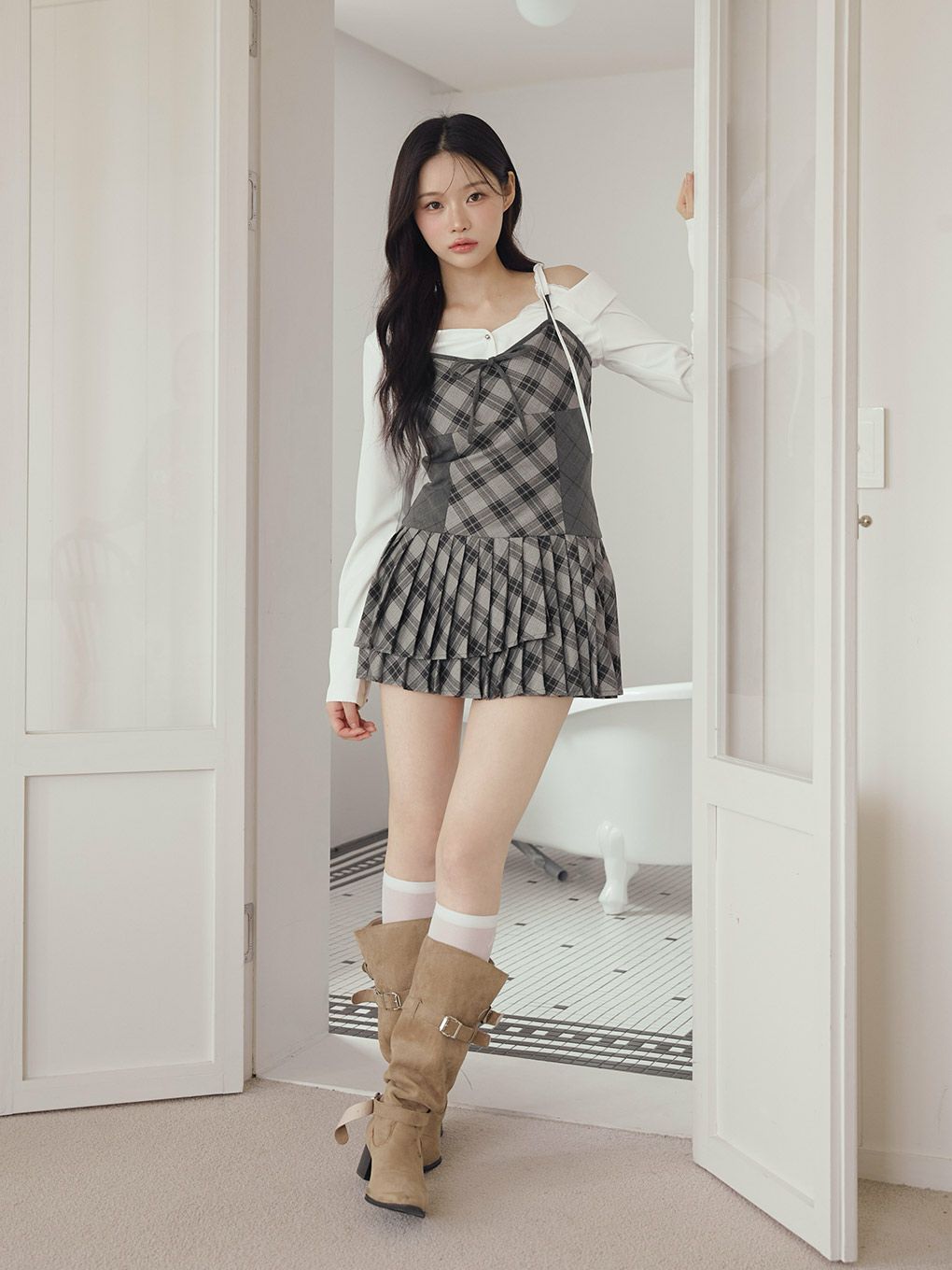 【BUBBLES】アシンメトリーリボンシャツ