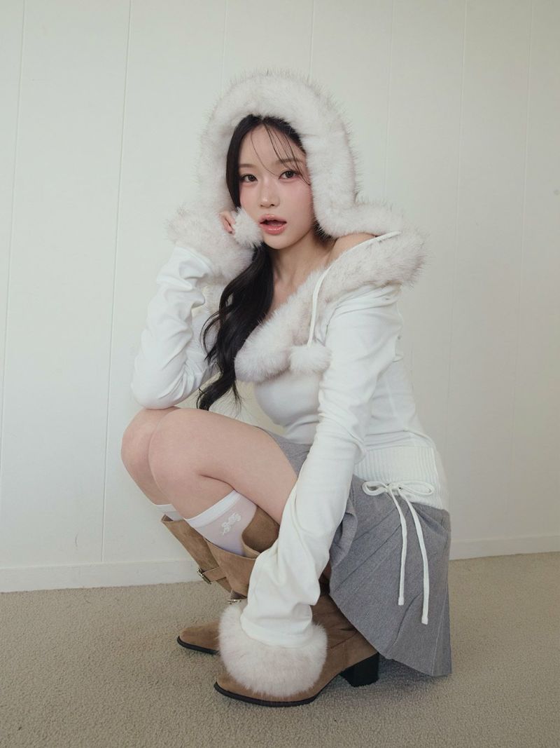 BUBBLES フードファーオフショルトップス バブルス BUBBLES】フードファーオフショルトップス | sparkling mall online store