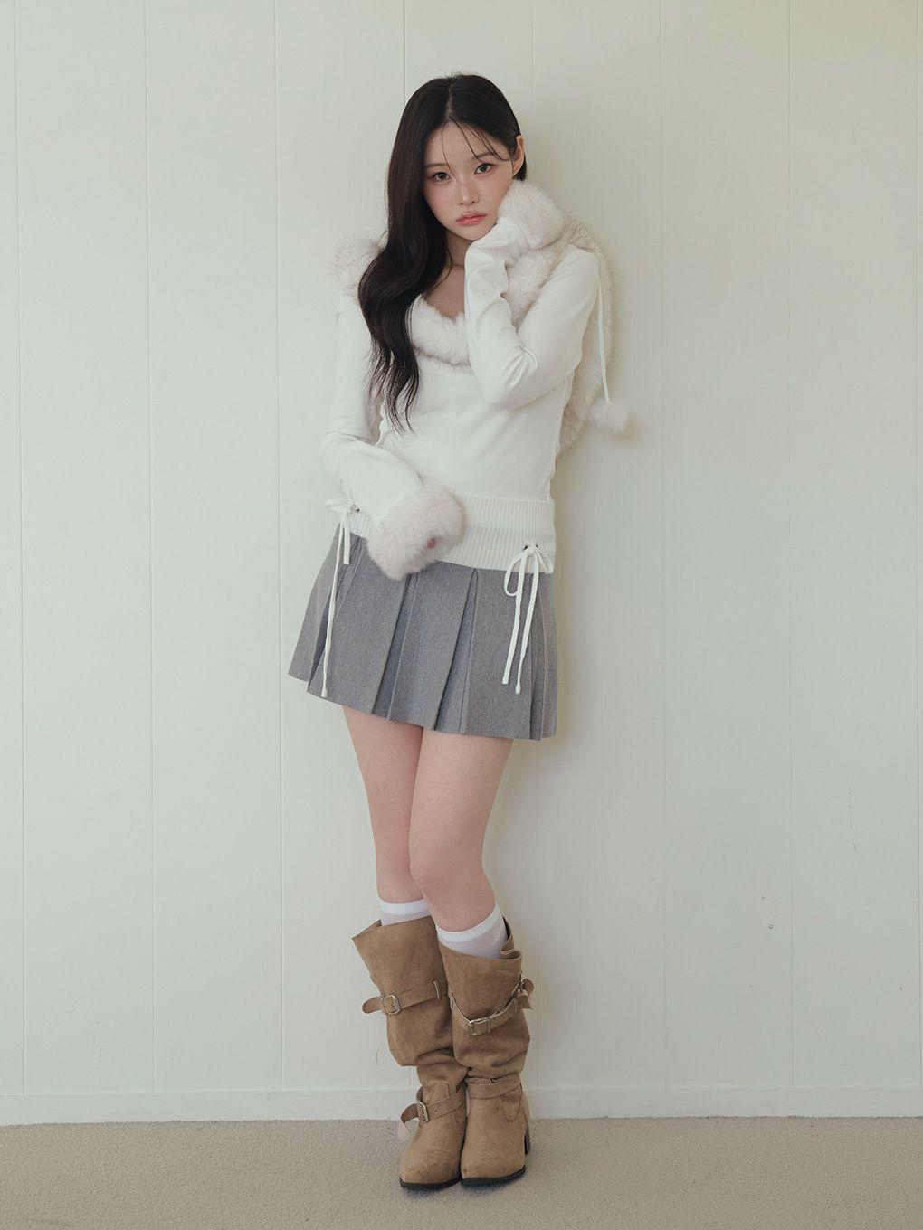 【BUBBLES】フードファーオフショルトップス