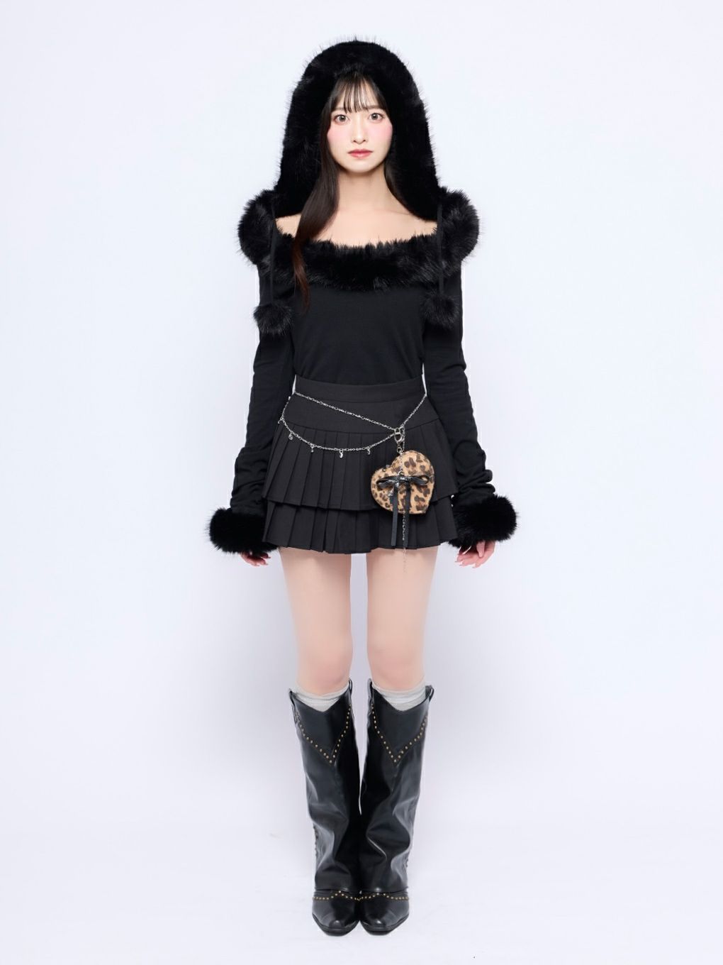 【BUBBLES】フードファーオフショルトップス