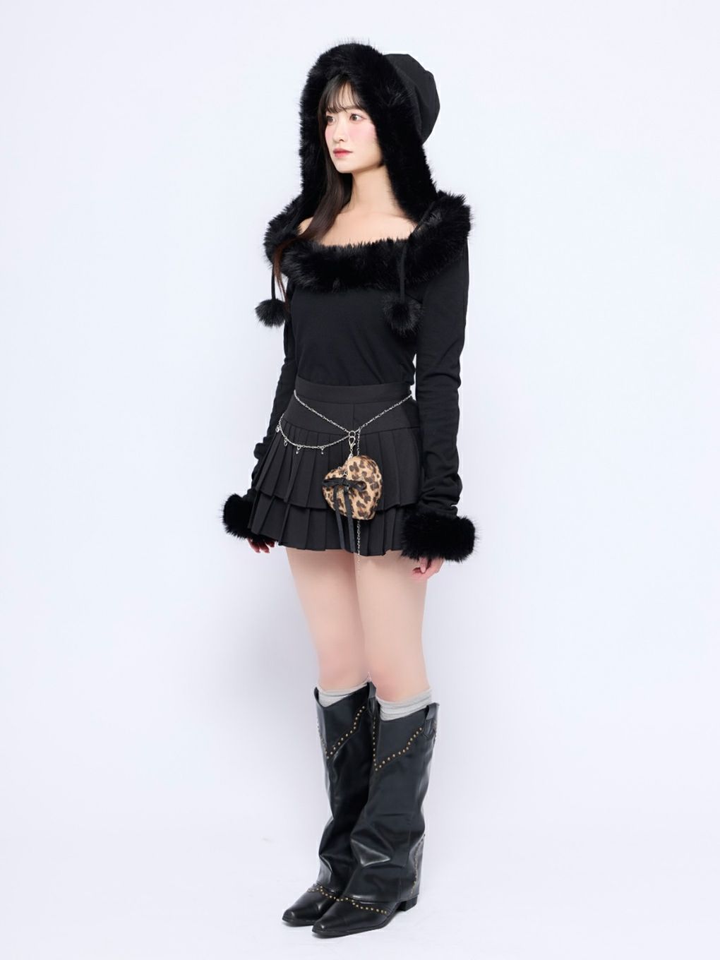 【BUBBLES】フードファーオフショルトップス