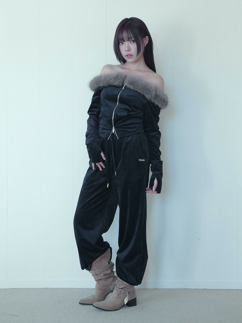 【BUBBLES】ベルベットファーオフショルトップス