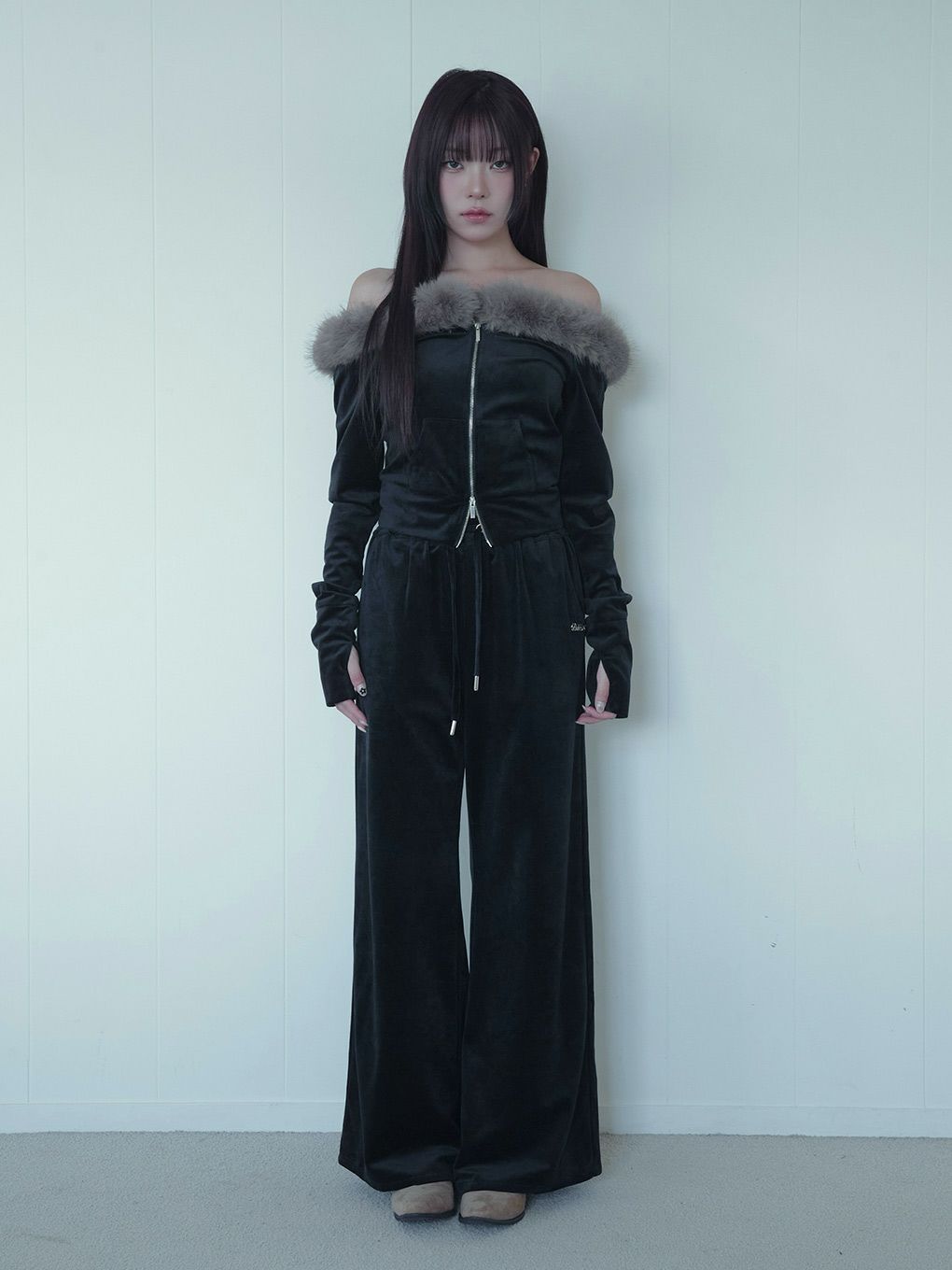 【BUBBLES】ベルベットファーオフショルトップス