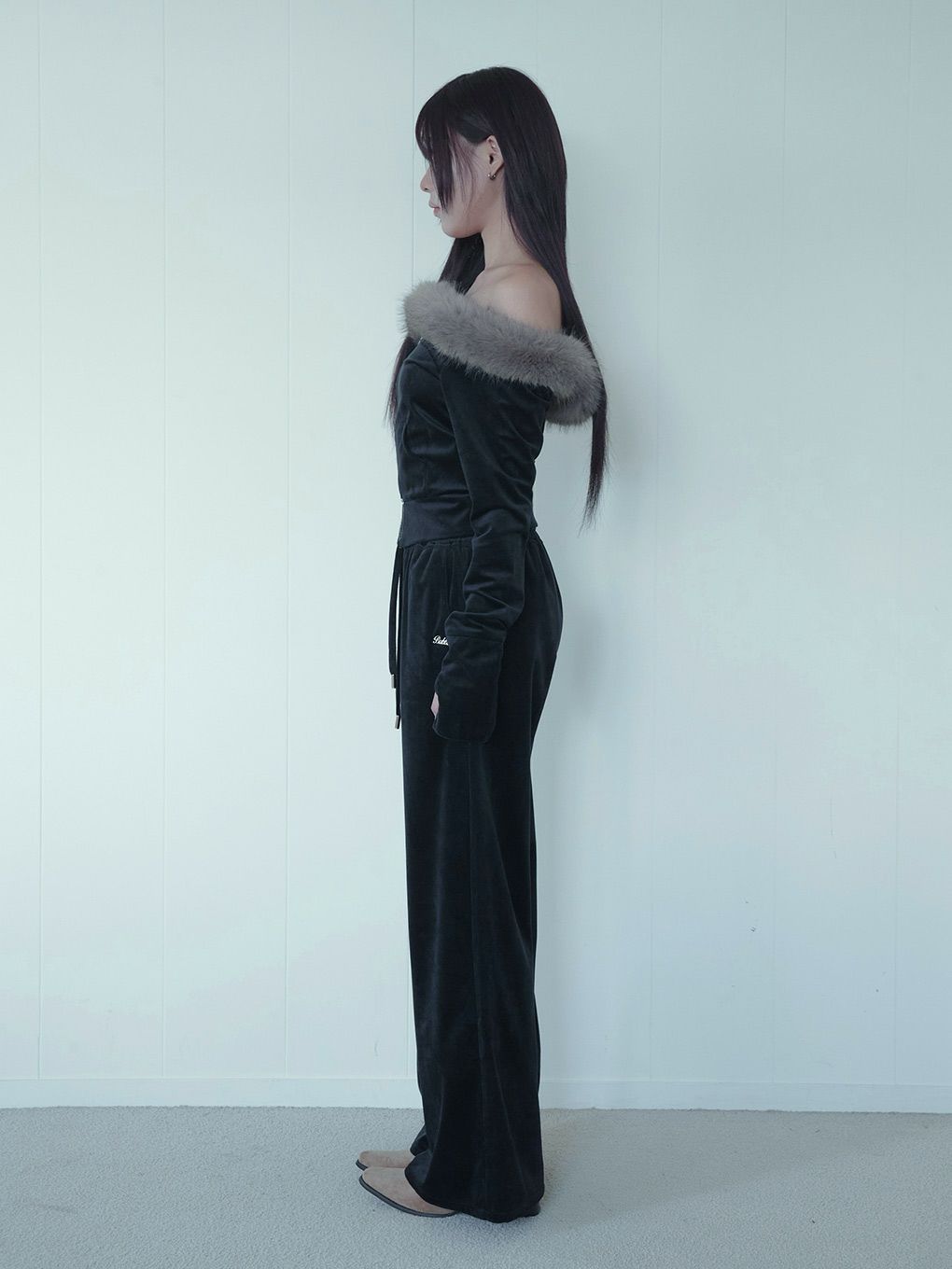 【BUBBLES】ベルベットファーオフショルトップス