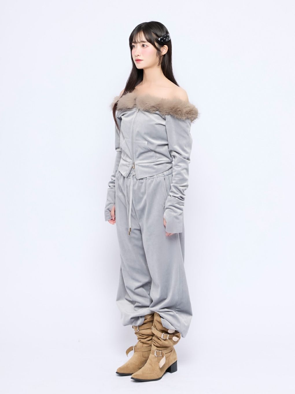 【BUBBLES】ベルベットファーオフショルトップス