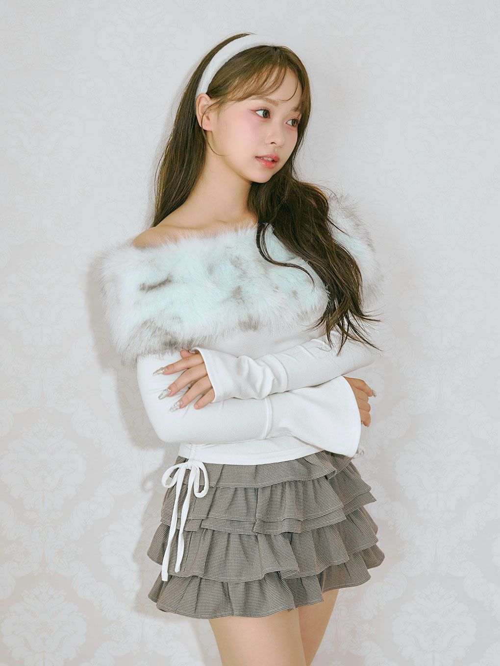 【BUBBLES】ファーオフショルトップス