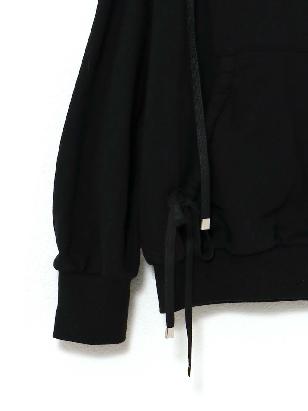  【BUBBLES】オフショルダーフーディートップス