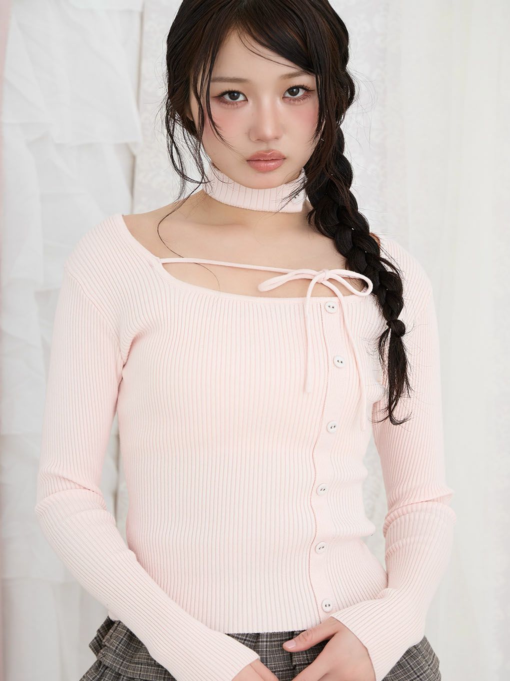 【BUBBLES】チョーカーボタンニットトップス