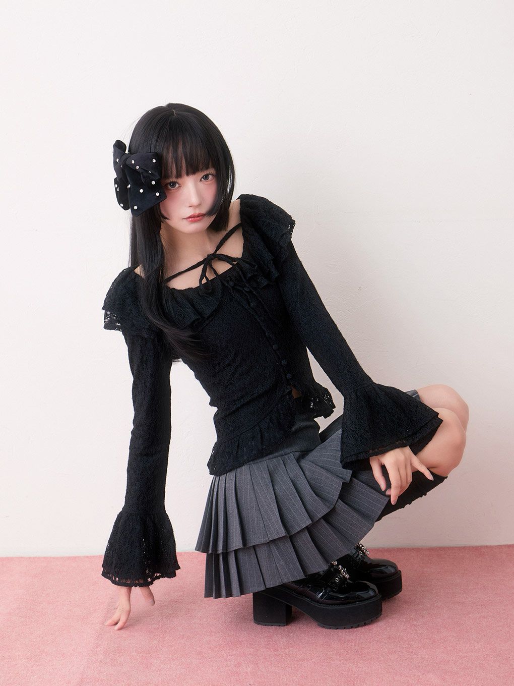 【BUBBLES】フリルレーストップス