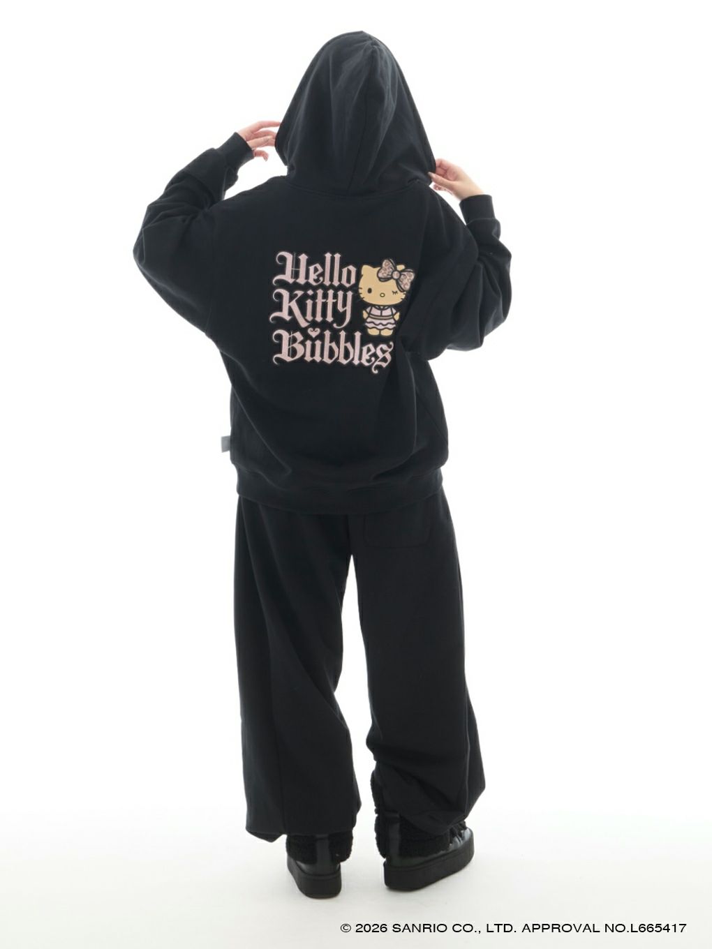 【BUBBLES】グリッターロゴルーズパーカー